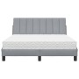 Cama con colchón tela gris claro 140x190 cm